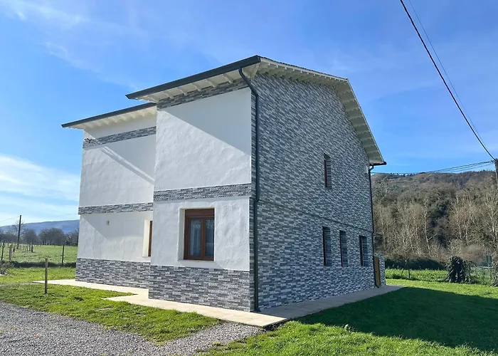 La Casa Del Zapatero Corvera (Cantabria)